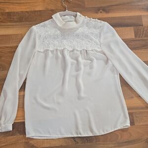 Vintage Lloyd Williams Saks Fifth Avenue Women’s Ivory Lace Yoke Blouse